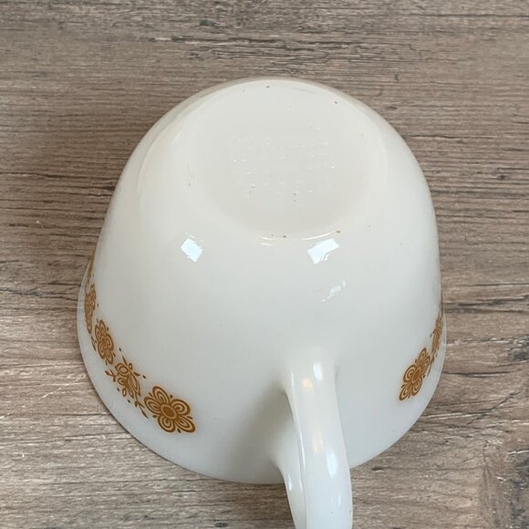 Vintage Golden Butterfly Corelle 7 piece place setting - Picture 9 of 9